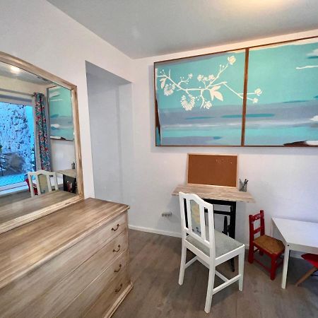 Apartamento 1 Quarto, Com Patio, Em Frente Praia Paço de Arcos Exteriör bild