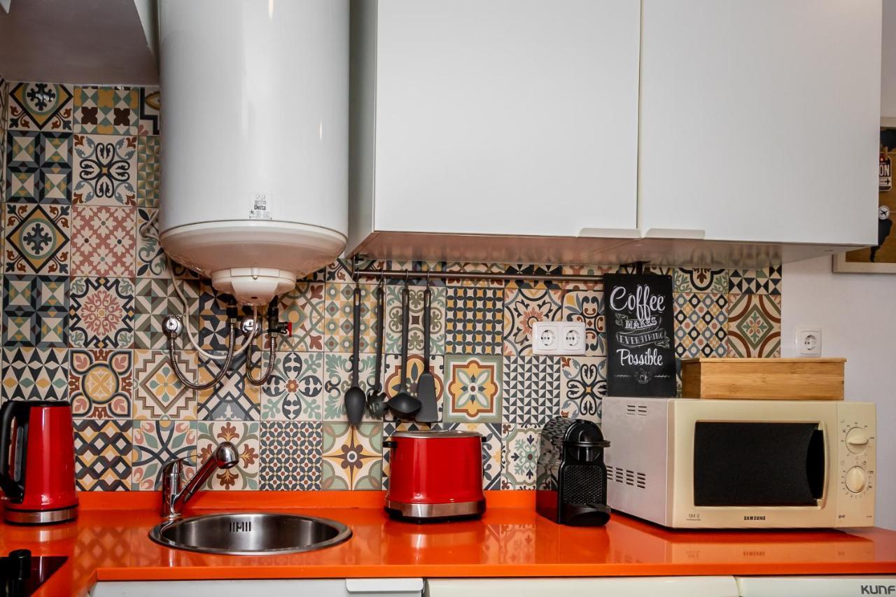 Apartamento 1 Quarto, Com Patio, Em Frente Praia Paço de Arcos Exteriör bild