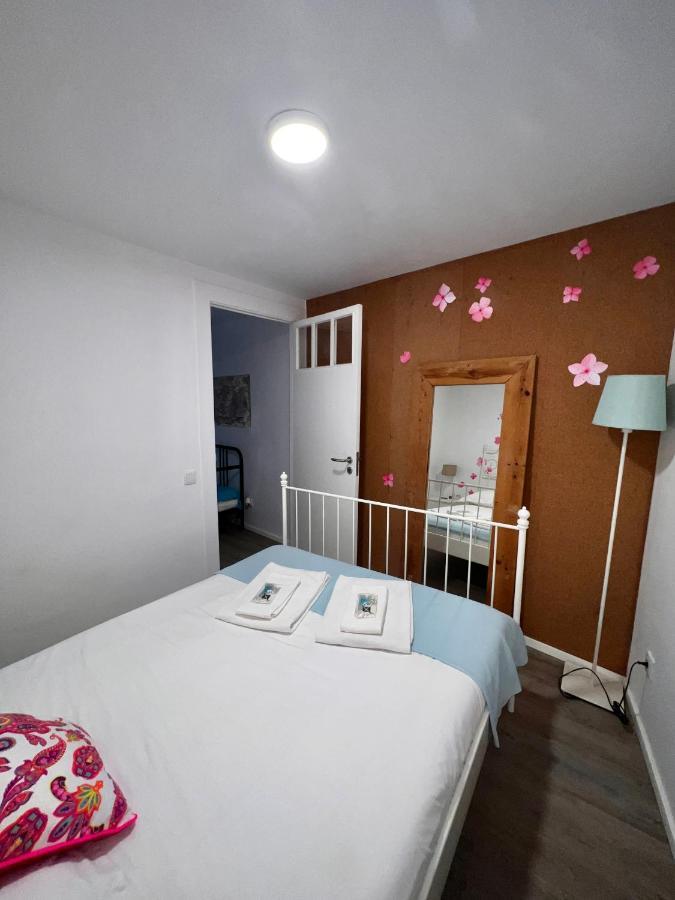Apartamento 1 Quarto, Com Patio, Em Frente Praia Paço de Arcos Exteriör bild