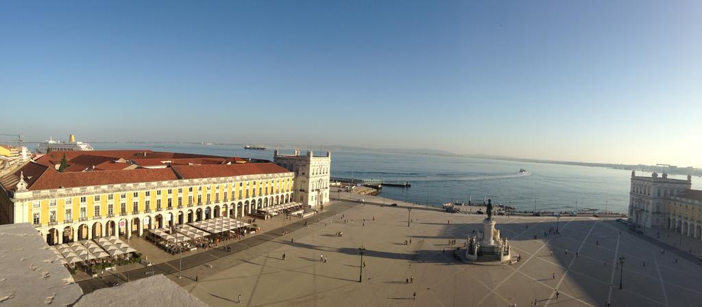 Apartamento 1 Quarto, Com Patio, Em Frente Praia Paço de Arcos Exteriör bild